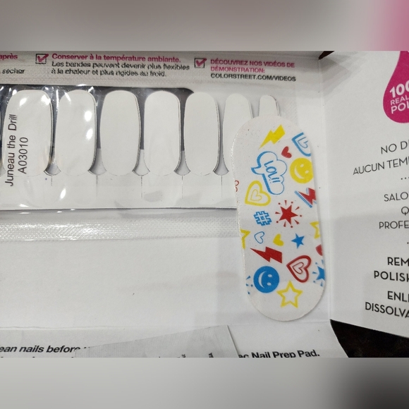 👸💅 NWT Color Street Nail Strips-Packaged Opened- Juneau the Drill - Picture 6 of 10